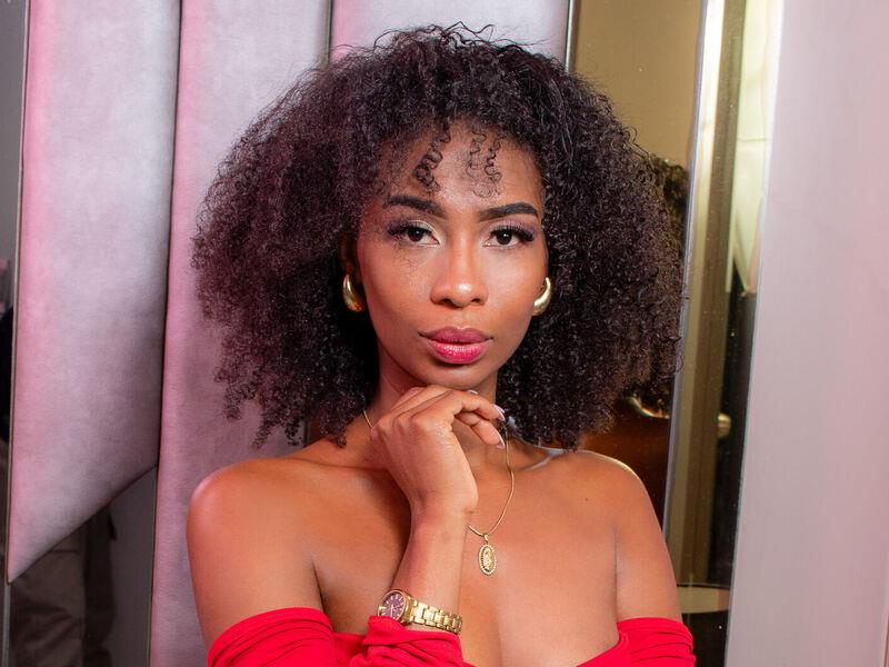 New camgirl model ErikaRowlan