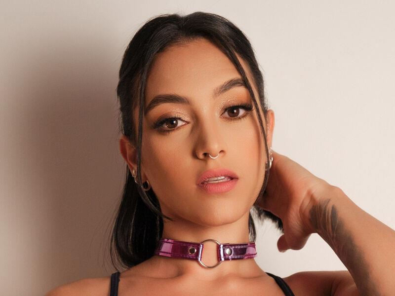 New camgirl model SofiaSabatini